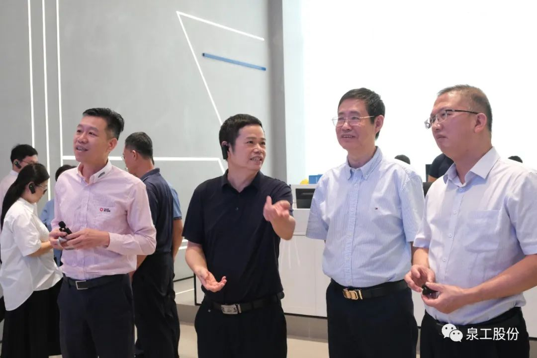 福建省品牌建設(shè)促進調(diào)研組一行蒞臨福建泉工股份考察調(diào)研