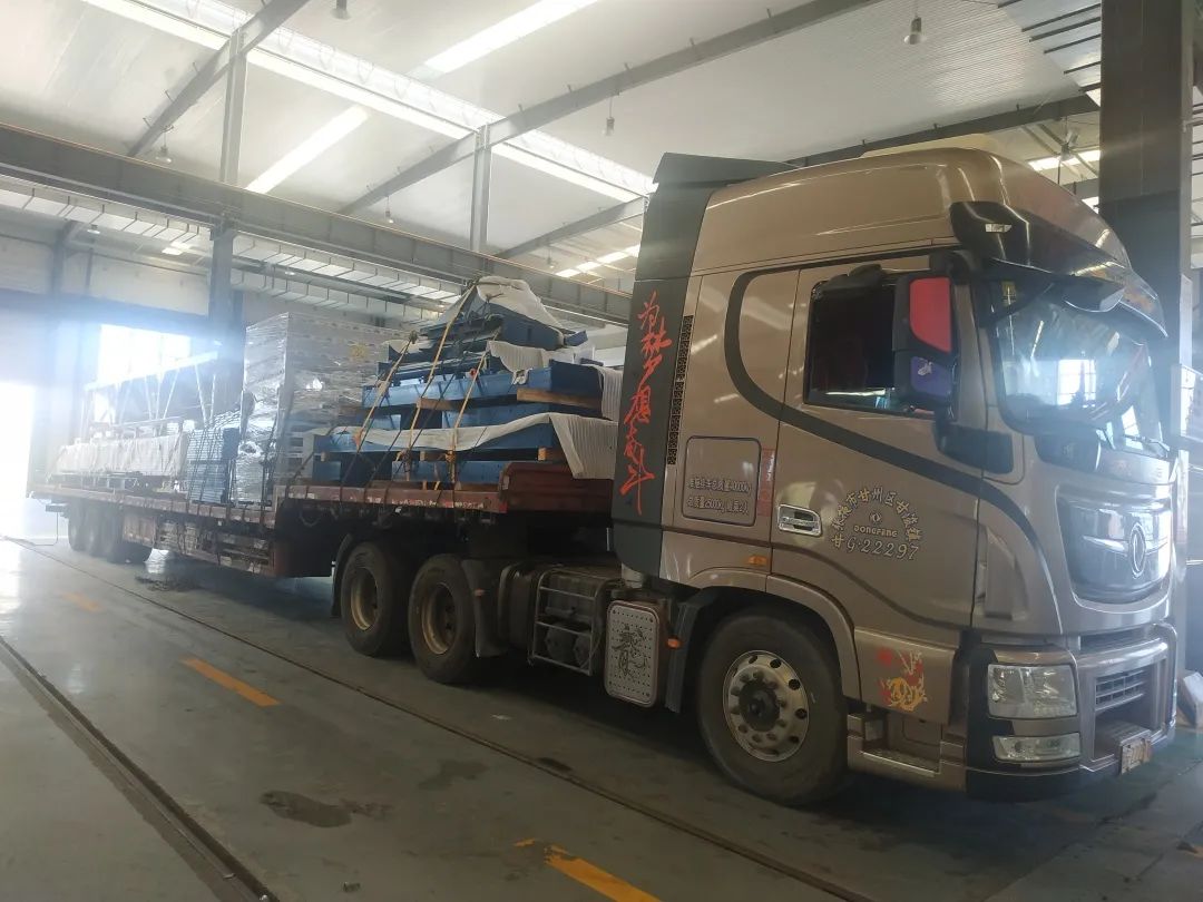 項(xiàng)目發(fā)貨：泉工機(jī)械策尼特ZN系列生產(chǎn)線遠(yuǎn)赴西部地區(qū)，加快推動區(qū)域農(nóng)村建設(shè)固廢資源化利用新格局