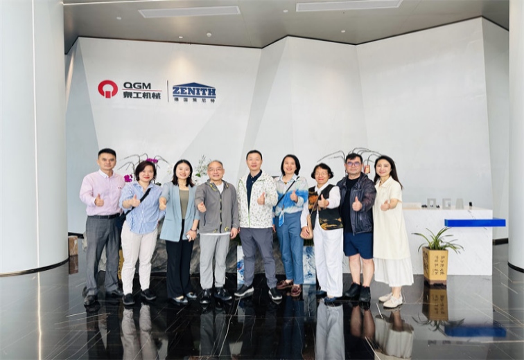 匠心閩商、古韻泉州|阿拉城大人在泉工機(jī)械見識(shí)“搬磚”