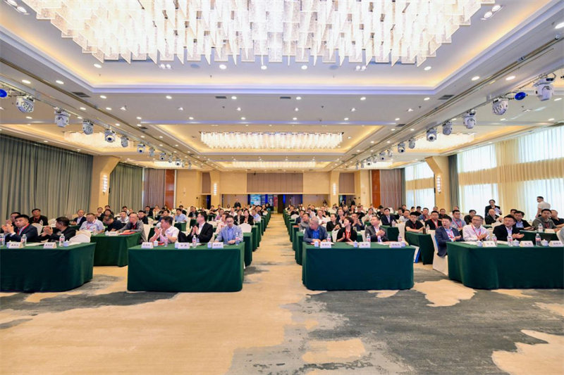 泉工股份出席2025全國混凝土行業(yè)創(chuàng)新發(fā)展與廢棄物資源再生技術交流大會 共探行業(yè)綠色轉(zhuǎn)型之路